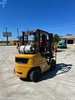 Propane Forklifts 2017  CAT Lift Trucks GP25N (2)