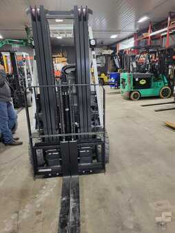Propane Forklifts 2024  Unicarriers MAP1F2A25DV (2)