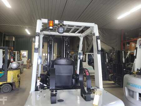 Propane Forklifts 2024  Unicarriers MUG1F2A30LV (6)