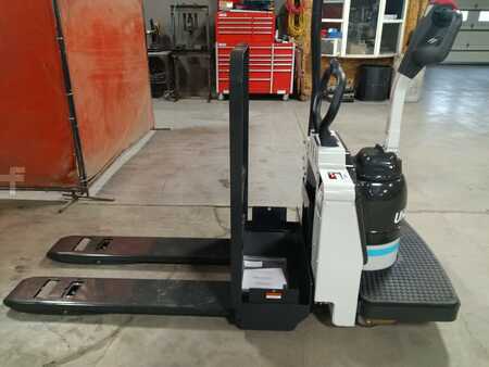 Electric Pallet Jacks 2023  Unicarriers RPXT2W2G60BV (2)