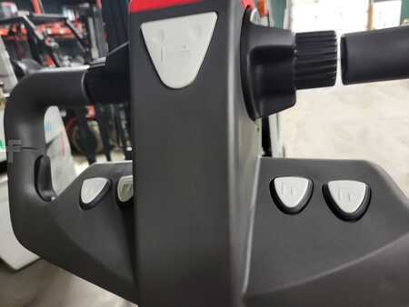 Electric Pallet Jacks 2024  Unicarriers RPXT2W2G60BV (5)