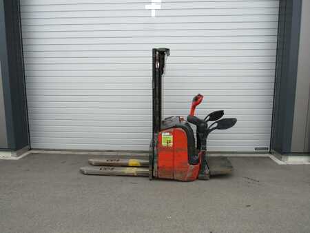 Ledstaplare gå 2006  Linde L14 AP (1)