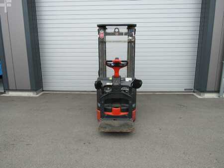 Ledstaplare gå 2006  Linde L14 AP (4)