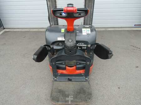 Ledstaplare gå 2006  Linde L14 AP (5)