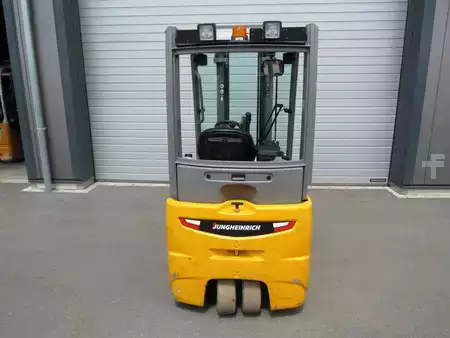 Elektro 3 Rad 2018  Jungheinrich EFG215 (4)