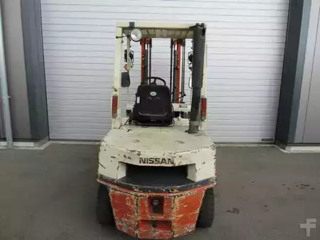 Dieselstapler 1991  Nissan Nissan EH02F25U (4)