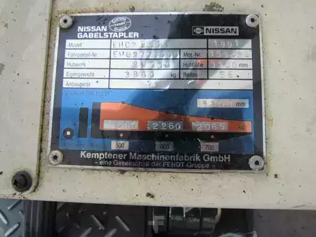 Dieselstapler 1991  Nissan Nissan EH02F25U (9)