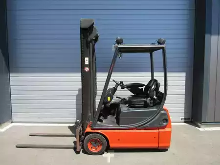 Elektro 3 Rad 1999  Linde E14 (2)
