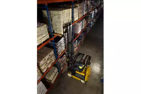 4-Wheel Electric - Yale ERC030VA (3)