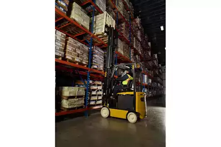 4-Wheel Electric - Yale ERC030VA (5)