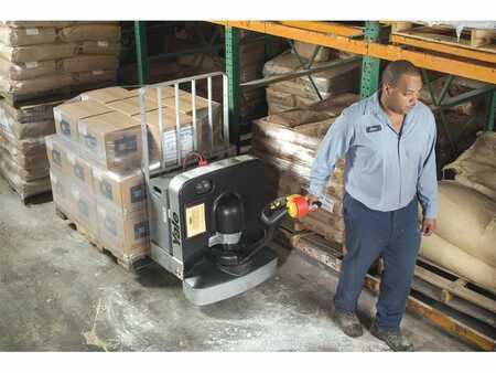 Electric Pallet Jacks 2013  Yale MPB040-E (4)
