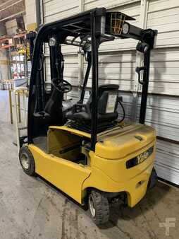 Electric - 3 wheels 2013  Yale ERP040VF (1)