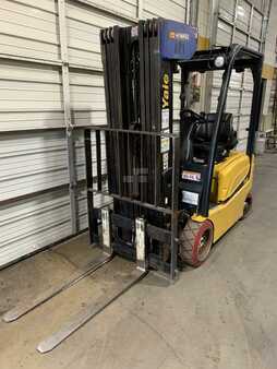 Electric - 4 wheels 2014  Yale ERP040VF (1)