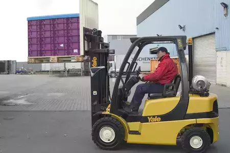 Diesel Forklifts - Yale GP040VX (5)