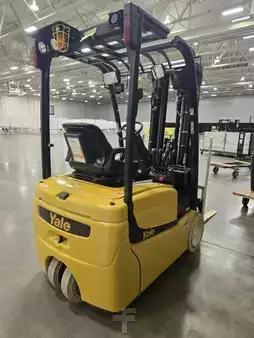 3-Wheel Electric - Yale ERP030VT (2)