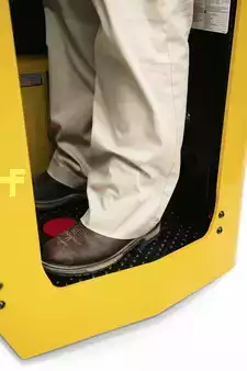 3-Wheel Electric - Yale ESC040AD (6)