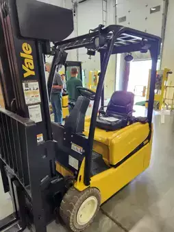 Misceláneos 2012  Yale ERP-040VT (4)