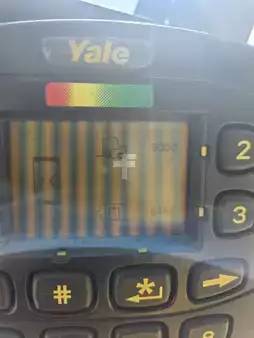 Misceláneos 2012  Yale ERP-040VT (6)