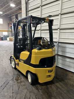 LPG Forklifts 2016  Yale GLC050VX (1)