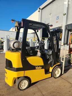 LPG Forklifts 2018  Yale GLC050VX (1)