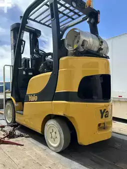 Montacargas diésel 2018  Yale GC050VX (5)