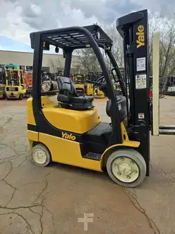 Montacargas diésel 2018  Yale GC050VX (3)