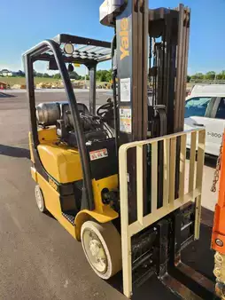 Montacargas diésel 2018  Yale GC050VX (7)