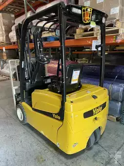 3-Wheel Electric 2023  Yale ERP040VT (1)