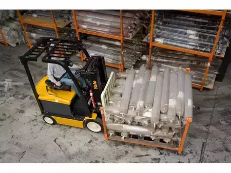 4-Wheel Electric 2015  Yale ERC050VG (10)