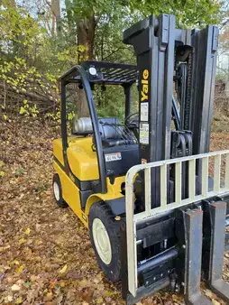 Diesel Forklifts 2022  Yale GP100VX (2)