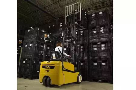 3-Wheel Electric - Yale ERP040VT (3)