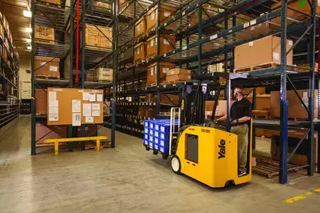 3-Wheel Electric - Yale ESC040AD (6)