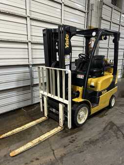 LPG Forklifts 2017  Yale GLC050VX (3)