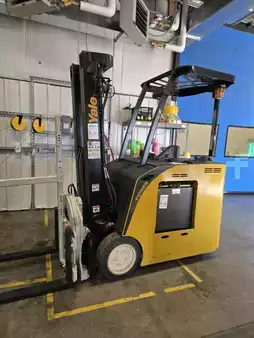 3-Wheel Electric - Yale ESC040AD (1)