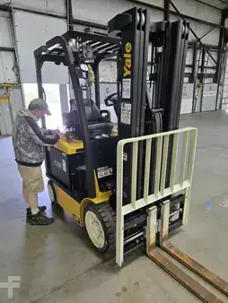 4-Wheel Electric 2023  Yale ERC050VG (5)