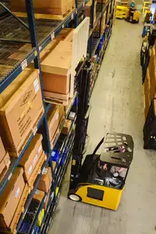 3-Wheel Electric - Yale ESC040AD (2)