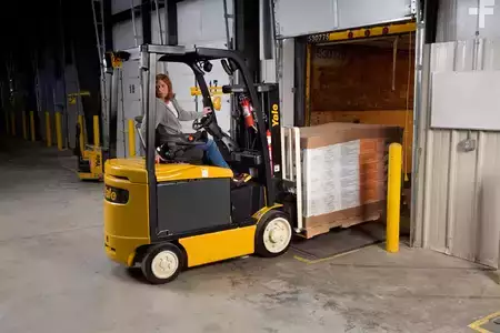 4-Wheel Electric 2018  Yale ERC050VG (6)