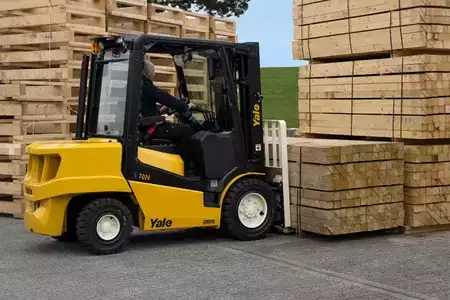 Diesel Forklifts 2024  Yale GP50N (7)