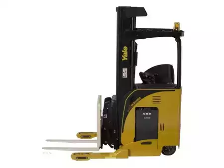 Reach Trucks 2010  Yale NR045EA (1)