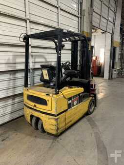 Electric - 3 wheels 2004  Yale ERP040TH (1)