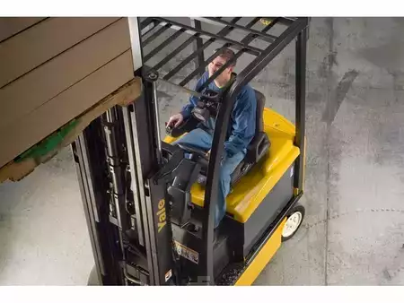 4-Wheel Electric 2016  Yale ERC050VG (5)