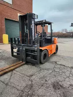 Diesel Forklifts 2012  Doosan Industrial Vehicle D70S-5 (2 Speeds) (1)