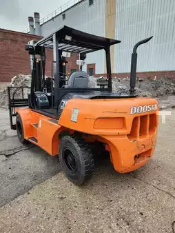 Diesel Forklifts 2012  Doosan Industrial Vehicle D70S-5 (2 Speeds) (4)