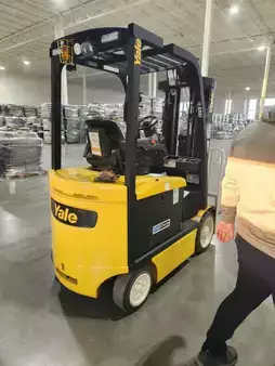 4-Wheel Electric 2019  Yale ERC050VG (4)