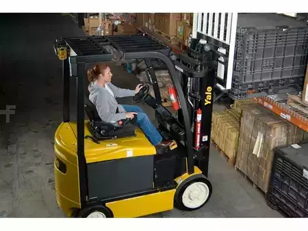 4-Wheel Electric 2014  Yale ERC050VG (5)