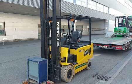 Electric - 4 wheels 2015  Hyundai 32B-9, 3,2t Forklift, Triplex 7m Hub, Gabelstapler (3)