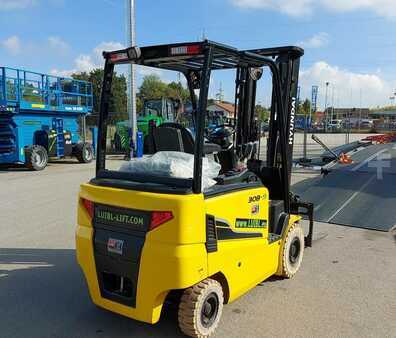 Hyundai 30B-9, 3 ton electric, Triplex 5,5m