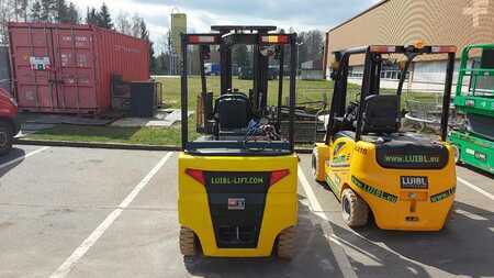 Hyundai 30B-9, 3 ton electric, Triplex 5,5m