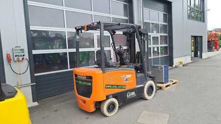 Doosan B32S-7, 3 ton electric, Triplex 4,7m, Gabelstapler