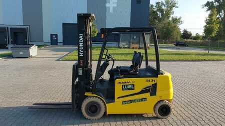 Electric - 4 wheels 2016  Hyundai 30BH-9, 3 ton electric, Triplex 5,5m, Gabelstapler (1)